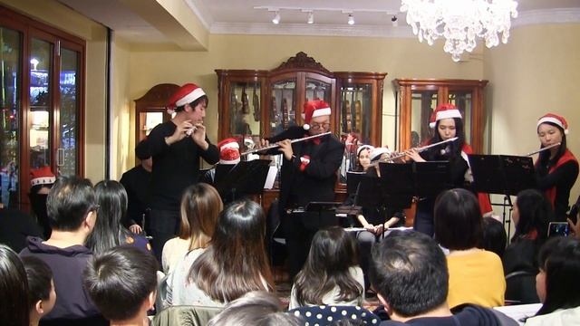 【Hong Kong Chamber Flutes】Dance of the Marzipan from The Nutcracker смотреть онлайн