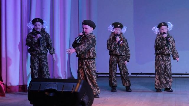 Детская эстрадная студия " Курносики" - Шли солдаты на войну смотреть онлайн