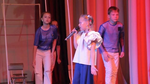 Коцубенко М., Дементьева А., Шароватова Н. - Едем к морю смотреть онлайн