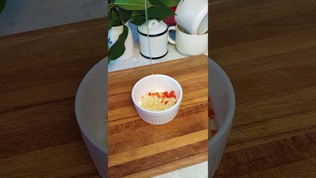 Скумбрия с овощами | Рецепт скумбрии в духовке #Shorts смотреть онлайн