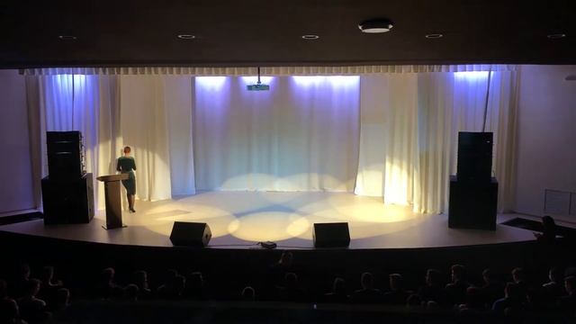 Баланс КАМЕРЫ на выступлении. СЛЁЗЫ неба и съёмка в МЕГАМАГЕ смотреть онлайн