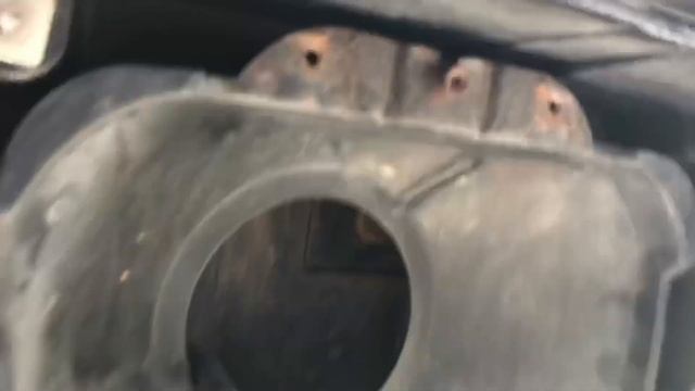 Jeep Cherokee Stuck Hood Fix смотреть онлайн