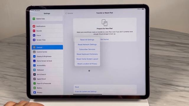 How To Erase and Reset M1 iPad Pro 2021 смотреть онлайн