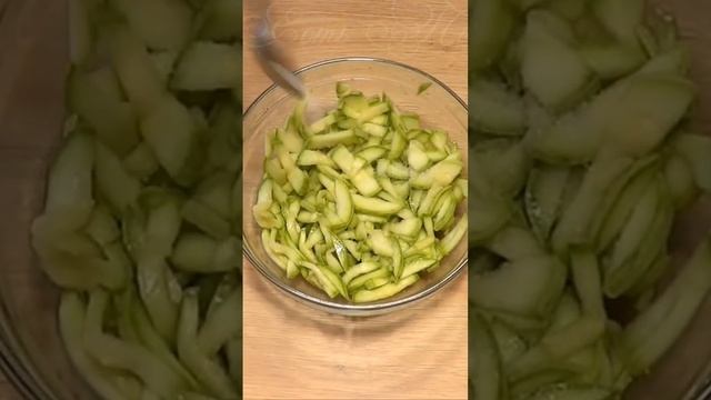 Салат из кабачков с картофелем. #shorts #кабачки #закуска #рецепт #салат # картошка смотреть онлайн