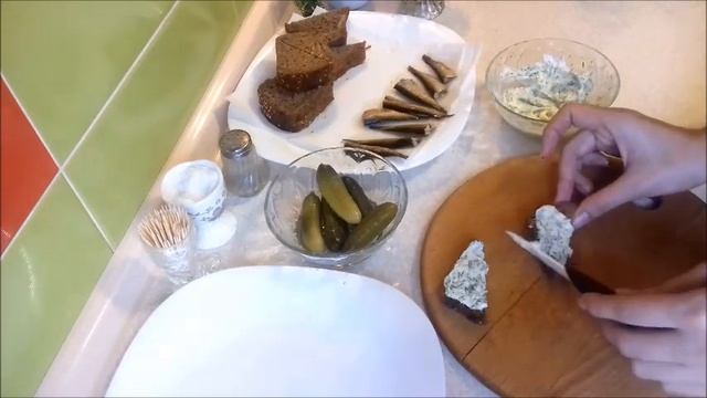 Оригінальні Канапки із Шпротами//Оригинальные Канапэ со шпротами смотреть онлайн