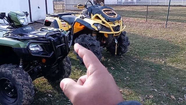 Honda Rubicon vs Can Am Outlander 570! Build quality смотреть онлайн