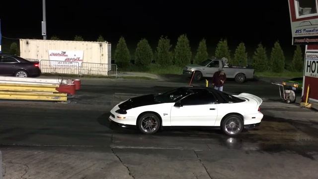 1994 Camaro Z28 cammed cc503 LT1 at Great Lakes Dragaway and ran 13.5 смотреть онлайн