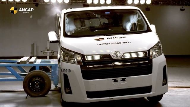 2019 Toyota Hiace/Commuter Crash Test by ANCAP in Australia смотреть онлайн