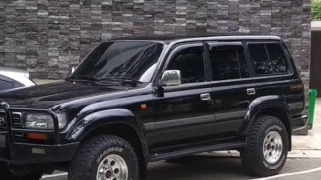 Review Toyota Landcruiser J80 1995 lambang kewahan paling diburu para kolektor смотреть онлайн