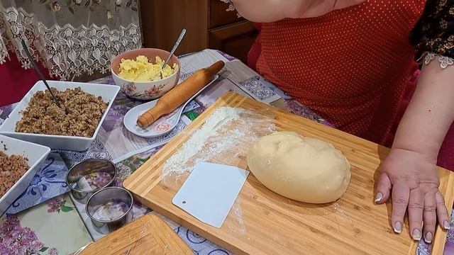 ВАРЕНИКИ. ИДЕАЛЬНОЕ ТЕСТО ДЛЯ ВАРЕНИКОВ И ПЕЛЬМЕНЕЙ. РЕЦЕПТ ОЧЕНЬ ВКУСНЫХ ДОМАШНИХ ВАРЕНИКОВ. (1080p