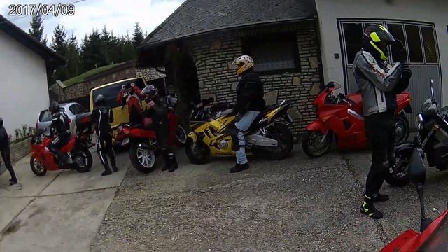 HONDA VFR Hungary evadnyito gurulas смотреть онлайн