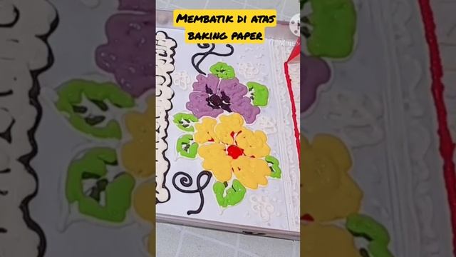 CARA MEMBATIK DI ATAS BAKING PAPER #shorts #bolubatik