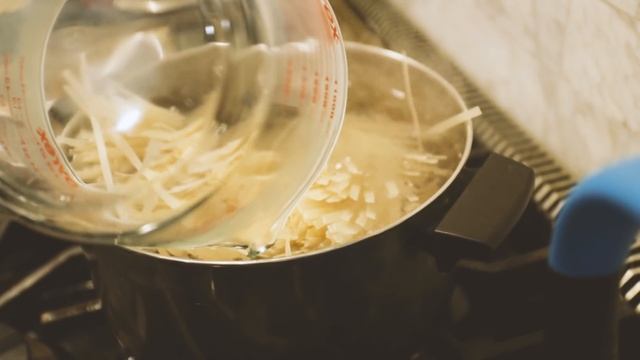 julien's kitchen - pad thai смотреть онлайн