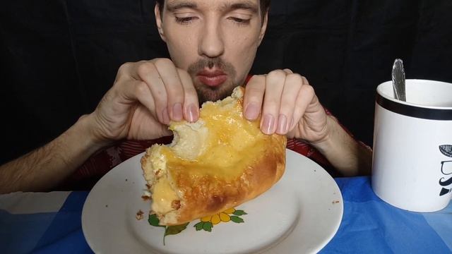 АСМР ИТИНГ ОЧЕНЬ ВКУСНОГО ХАЧАПУРИ ПО АДЖАРСКИ смотреть онлайн