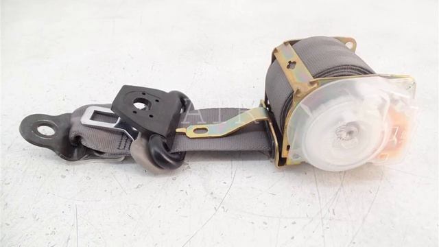 2002 Toyota 4 RUNNER REAR RH RETRACTOR (GREY) - SUVTRUCKPARTS.COM Used Truck & SUV Parts Dism... OE