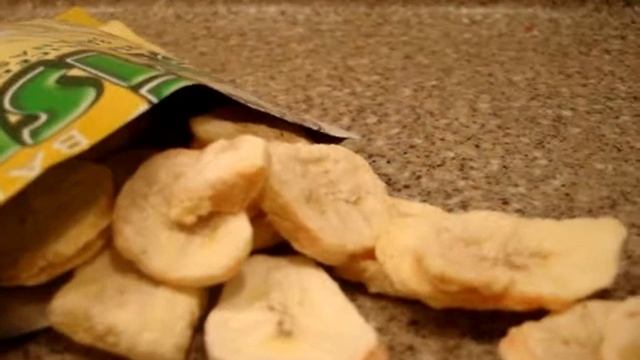 freeze dried bananas - Brothers-ALL-Natural Apple Banana Crisps смотреть онлайн