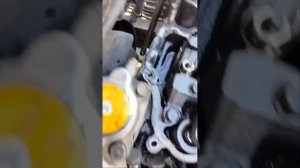 Исузу Эльф ДВС 4HF1 масло в антифризе