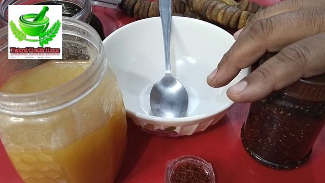 Royal Jelly Benefits in Urdu | Royal Jelly Ke Fayde | Royal Jelly Eating | Royal Jelly ka Istemal смотреть онлайн