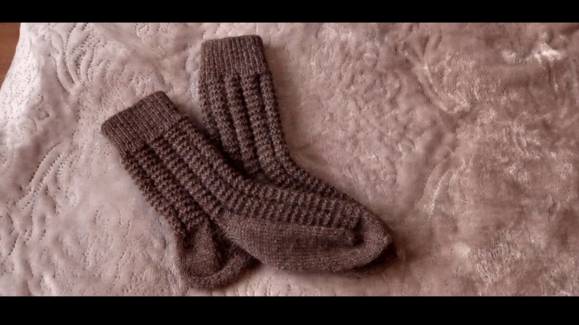 Мужские носки с рельефным узором _ Подробный Мастер Класс _ Размер 42 смотреть онлайн