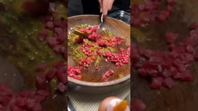 BEEF TARTARE by JOSE ANDRES’ BAZAAR MEAT in Las Vegas #Shorts смотреть онлайн