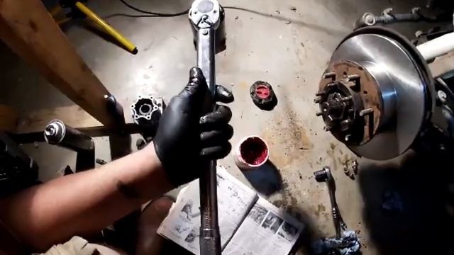How to do front brakes and rotors on toyota pickup and 4runner смотреть онлайн