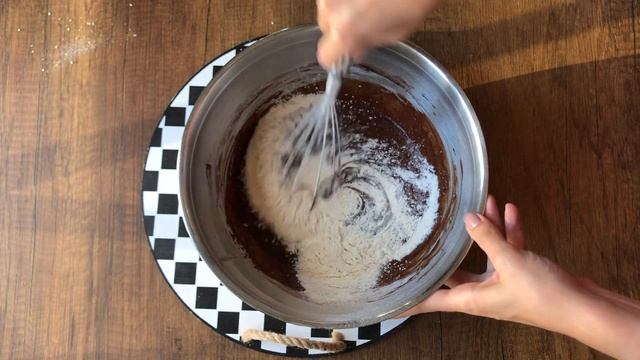 Şekersiz, Böğürtlenli Muffin | Sağlıklı, Diyet Muffin Tarifi смотреть онлайн