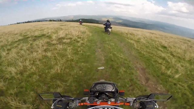 HONDA NX 250 AX-1 Pe Drumul Lui Iovan & Vfarful Silha (31.08.2015)