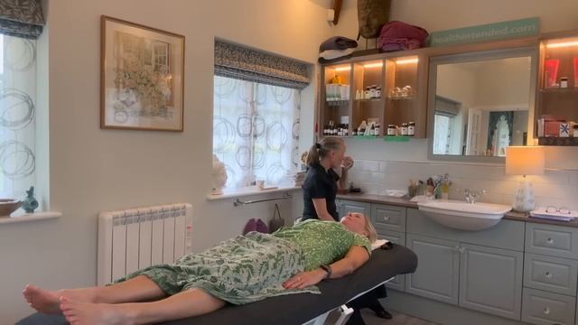 ASMR Kore Therapy Repatterning Qi Gong Neck Release for Bicycle Injury 🚴♀️ Unintentional ASMR смотреть онлайн