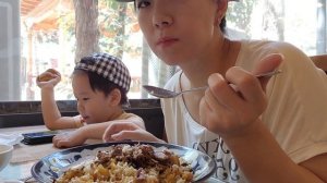 ВЛОГ: Uzbekistan ♡ Tashkent /Вкусный плов в Ташкенте / Небольшой обзор национального кафе в Ташкент