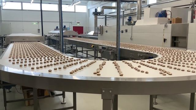 La Sassellese inaugura un nuovo stabilimento a Sassello смотреть онлайн