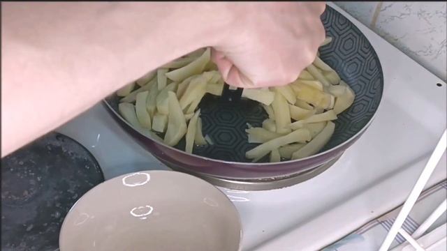 Хрустящая жареная картошка без масла! смотреть онлайн