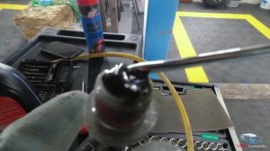 BYD Yuan Plus замена масла в редукторе