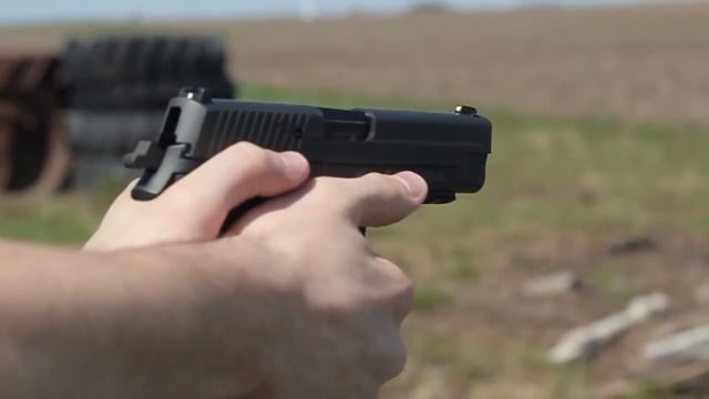 Sig 226, 1911 Traditional Tacops, And Glock 34 смотреть онлайн