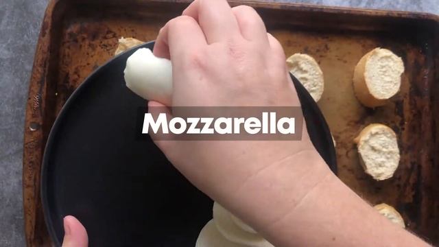 How to Make Caprese Bruschetta with Balsamic Glaze смотреть онлайн
