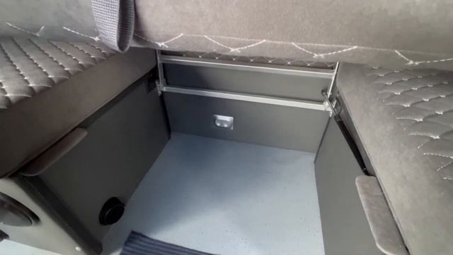 Фургон 6 метров и закабинный спальник это реально ? смотреть онлайн