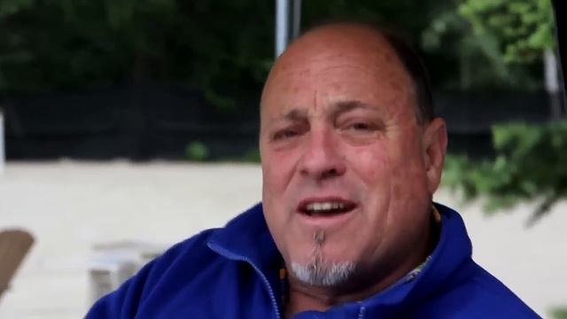 June 2, 2011 - The Sunset Tiki Bar is open! смотреть онлайн