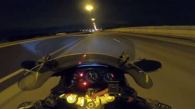 CBR1100XX fast ride смотреть онлайн