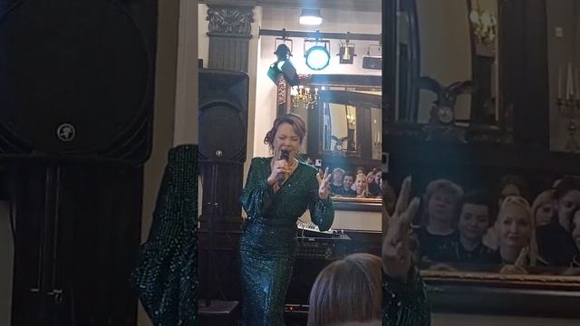 АЗИЗА - "Я НАУЧИЛАСЬ ПОБЕЖДАТЬ" 30.04.2022 смотреть онлайн