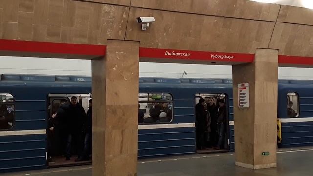 Вагон дверь прямоугольный с окнами смотреть онлайн