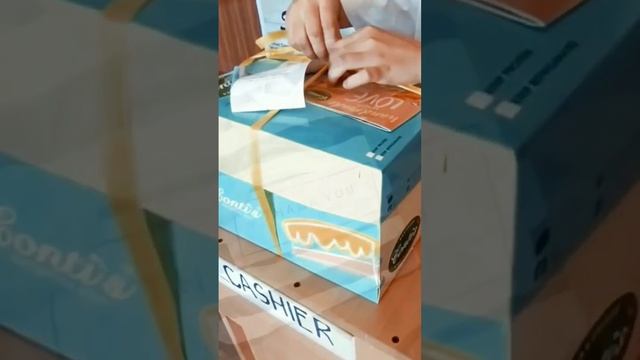 Delivery Cake Expert #shorts "Shorts" @jdsfinds смотреть онлайн