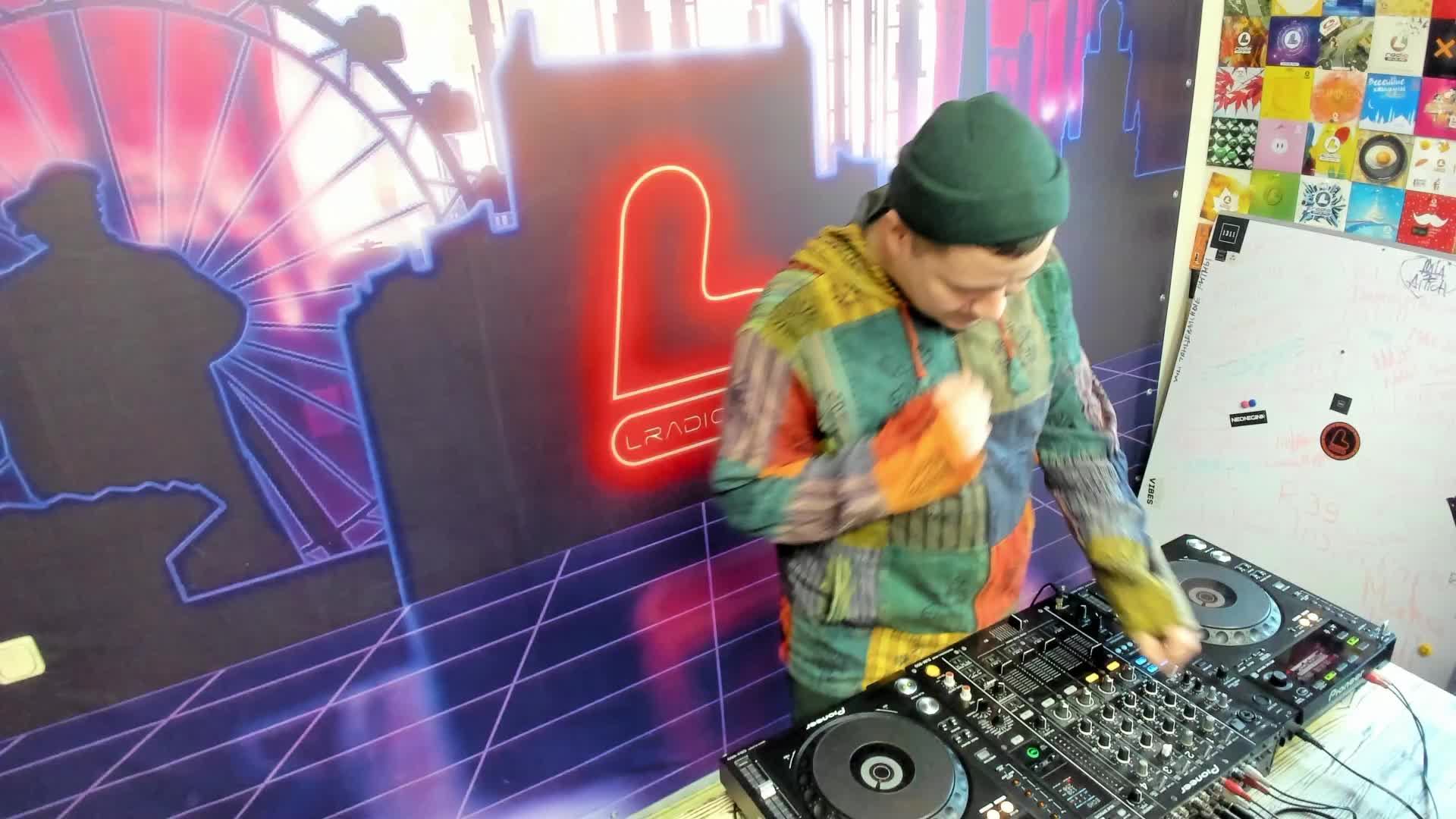 Живые игры 13.01.25 смотреть онлайн