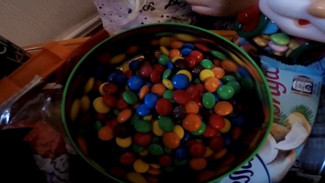 Распаковка сладостей, обзор вкусняшек. Unpacking Sweets, Review Yummy.