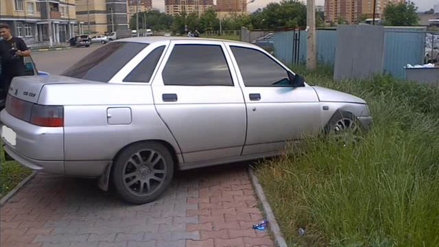 Полёт остановил бордюр