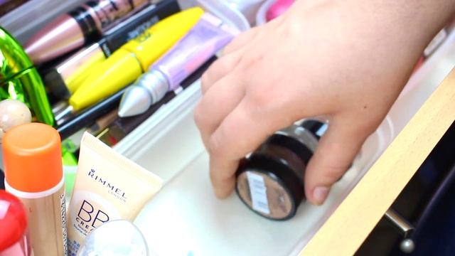 MAKEUP COLLECTION 2016! | Lizzie Gines смотреть онлайн