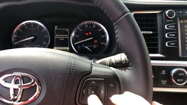 How to Reset the Maintenance Required Light on a 2019 Toyota Highlander смотреть онлайн