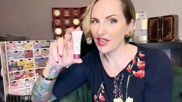 Advent Calendar Unboxing Extravaganza - Sisley Paris Beauty Advent Calendar Unboxing + Review