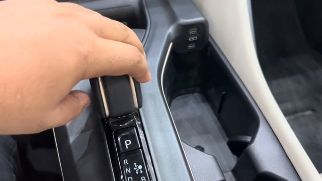 تويوتا كراون بريميم دفع امامي موديل 2023 Toyota Crown Premium FWD смотреть онлайн