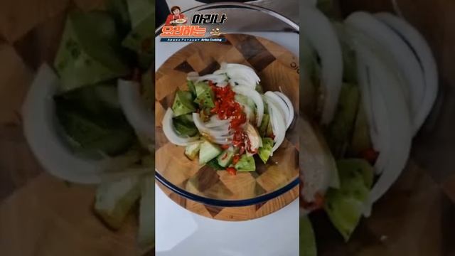 [No.166] 오이무침 | Кимчхи из огурцов быстрого приготовления | seasoned cucumber #shorts смотреть онлайн