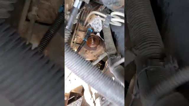 2000 GMC Sierra front shock replacement смотреть онлайн