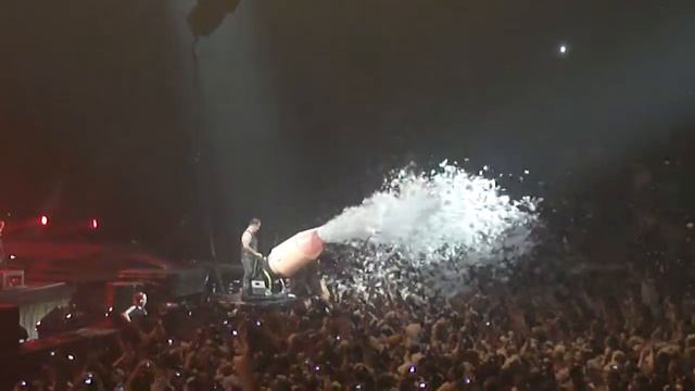 Rammstein - Pussy Houston Toyota Center 2012 смотреть онлайн